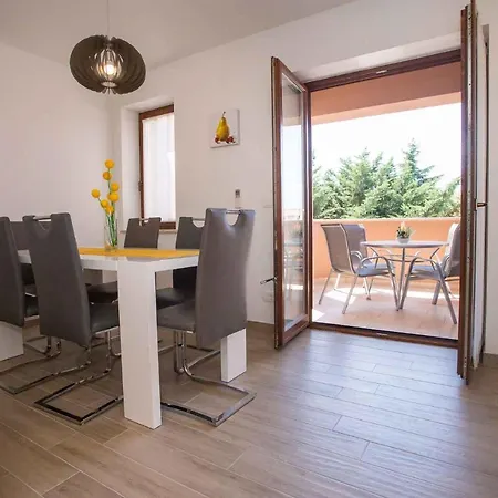 In - Istrien 40973 Porec